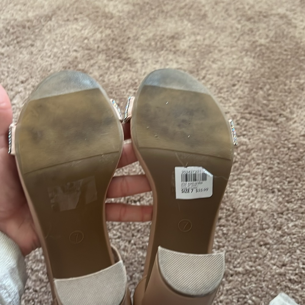 Heels - Picture 5 of 5